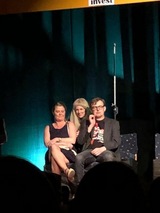 Teatern kom lite nrmare