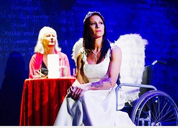 Fra stykket «det var en gang et menneske « DNS Fra stykket «det var en gang et menneske « DNS