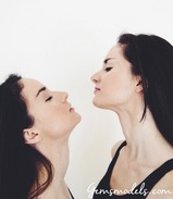 TVILLINGAR TVILLINGAR