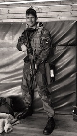 Backstage Mortal movie