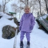 Dottern fotas av mig i polarn-klder