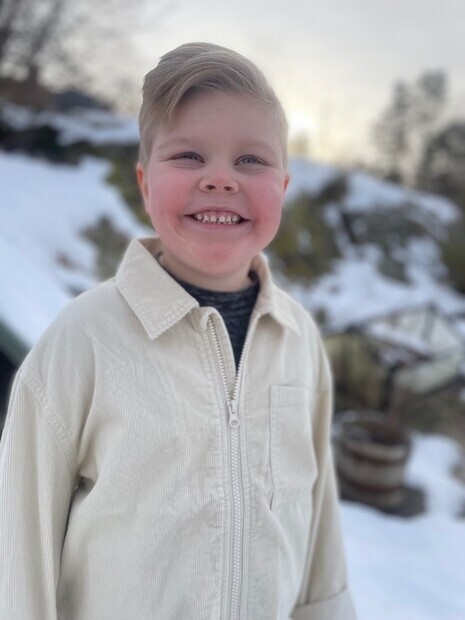 Min stora kille född 18 Min stora kille född 18