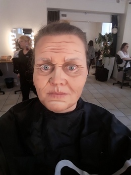 Sminkmodell Make up institute Sminkmodell Make up institute