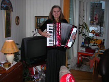 Christina med Dragspel ... Christina med Dragspel ...