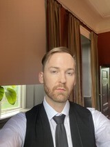 Servitör - Young Royals Servitör - Young Royals