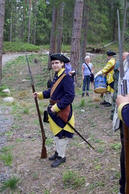 Mig i Karolin uniform. Modell år 1700. Mig i Karolin uniform. Modell år 1700.