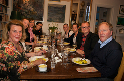 Halv åtta hos mig Halv åtta hos mig