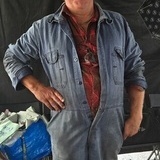 en rolig dag som bilmekaniker med eget manus och ljudpålägg en rolig dag som bilmekaniker med eget manus och ljudpålägg