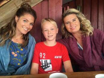 Sommaren med släkten Sommaren med släkten