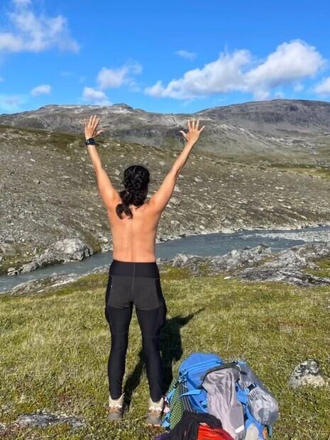 njuta av naturen, naturligt.
