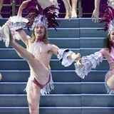 Stair choreo från DRAMA @Volskbühne Berlin Stair choreo från DRAMA @Volskbühne Berlin