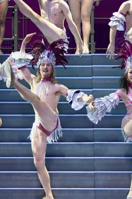 Stair choreo från DRAMA @Volskbühne Berlin Stair choreo från DRAMA @Volskbühne Berlin