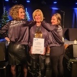 Humorgruppen Två bugg och ett årgångsvin