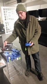 filminspelning kund i fotoaffär filminspelning kund i fotoaffär