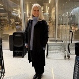 Statist i reklamfilm på tågstation Statist i reklamfilm på tågstation