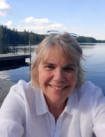 Suzanne Suzanne