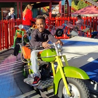 Yonis