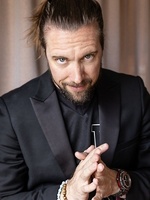Elias