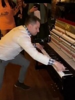 Arne Junker Arne Junker