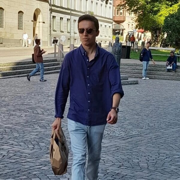 Daniel Daniel