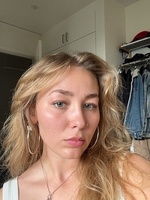 Simone Simone