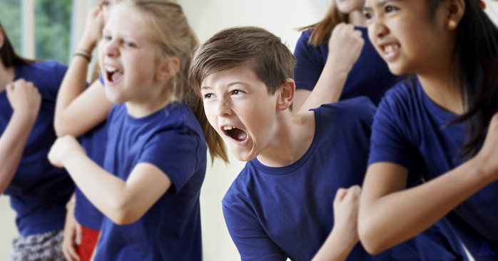 Barn till reklamfilm fr mbelvaruhus