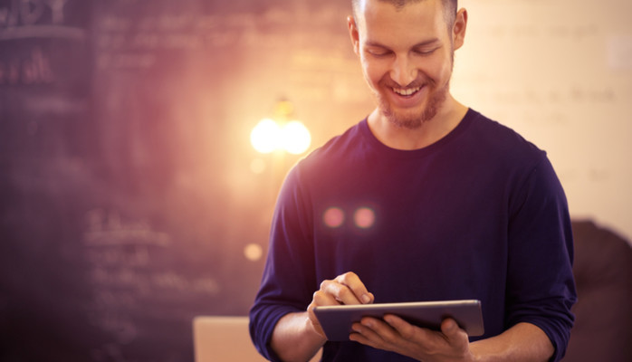 Elektriker - Mann som pakker varebil (25-30 år)