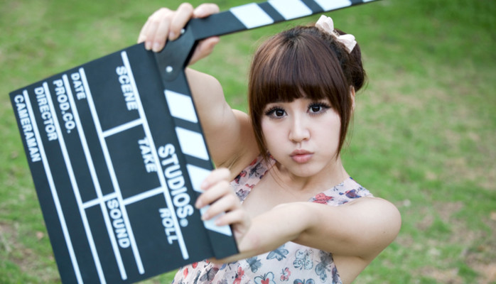 Japansk Kvinne Eller Mann (35-65 r) til  liten rolle i humorserie