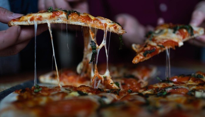 Kjrestepar som spiser pizza sammen, 18-30 r, nskes til reklamefilm