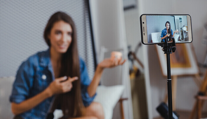 Kvinne 18-30 r skes til reklame for kosttilskudd