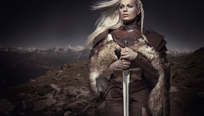 Kvinnlig viking skes fr kampanjfilm i Sociala Medier