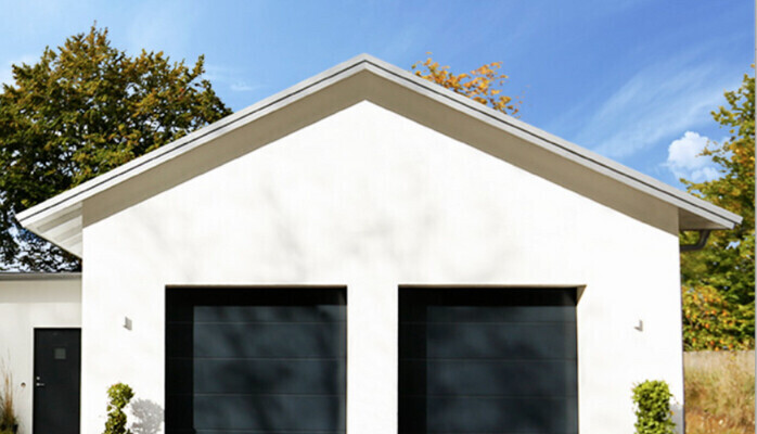 Garage med putsad fasad sökes till reklamfilm 30 april