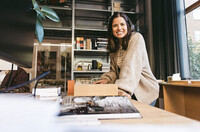 Ljust hemmakontor sökes till fotografering, 24 april, sthlm