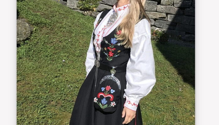 Søger kvinderlige modeller til fotoshoot ved Kolding