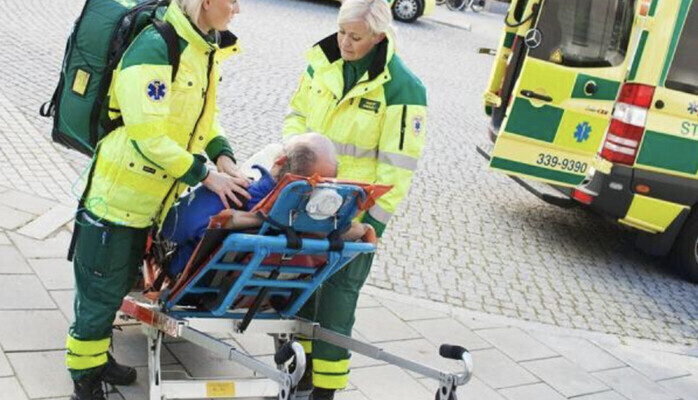 Ambulanssjuksköterska till en varumärkesfilm