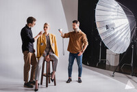 Modefoto för stylist elevers portfolio arbete / 70-80 tal Blow out hair 21 22 242829  april