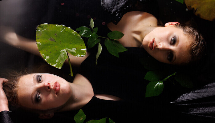 Modefoto för stylist elevers portfolio arbete / Wet look 24 ,25, 27 mars 