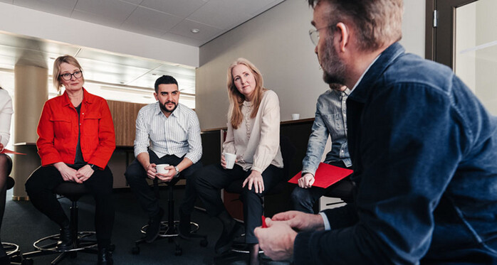 Modeller 30–60 år till fotografering tema utbildning