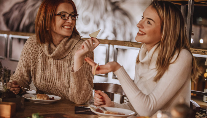 Norsk kvinne ca 30-40 r skes p svensk reklame for et drivstoffselskap!