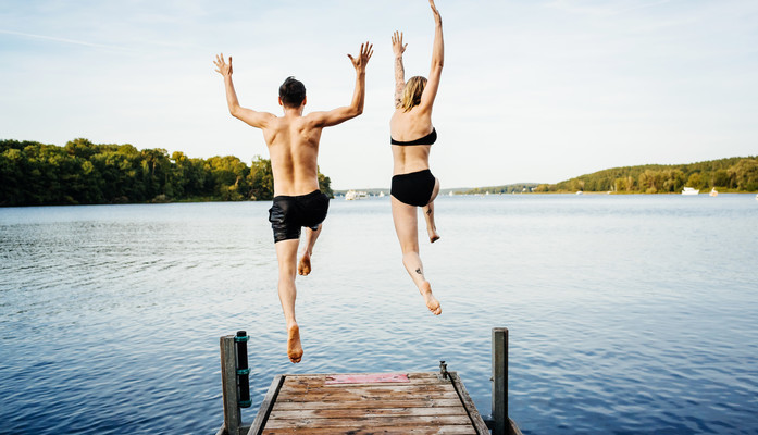 Oslo/ Sandvika: Sker jenter og gutter 18-22 som er glad i  bade i havet 