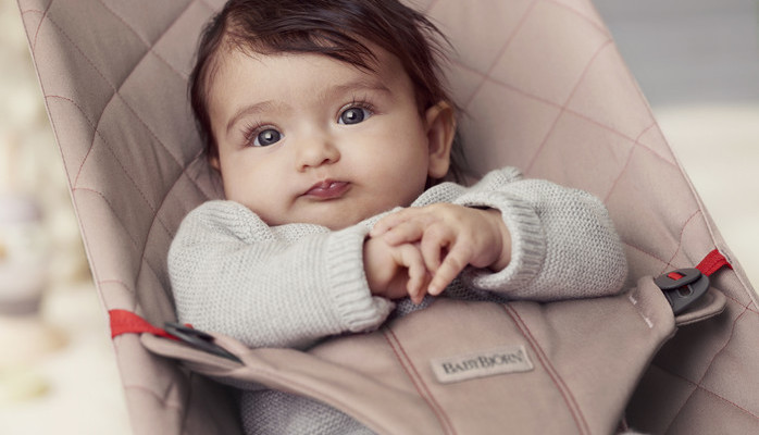 Pappa med bebis skes till fotografering fr Babybjrn!