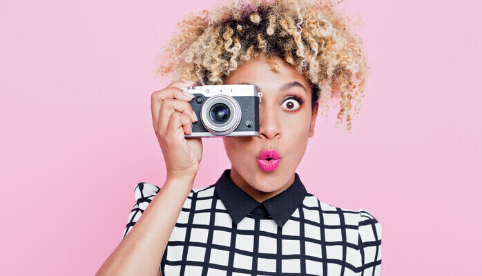 1 kvinnlig statist i ålder 20-25 till reklamfilm för flygplatsbolag