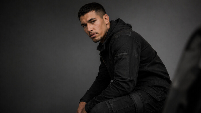 Man 22-36 år reklamfilm för arbetskläder