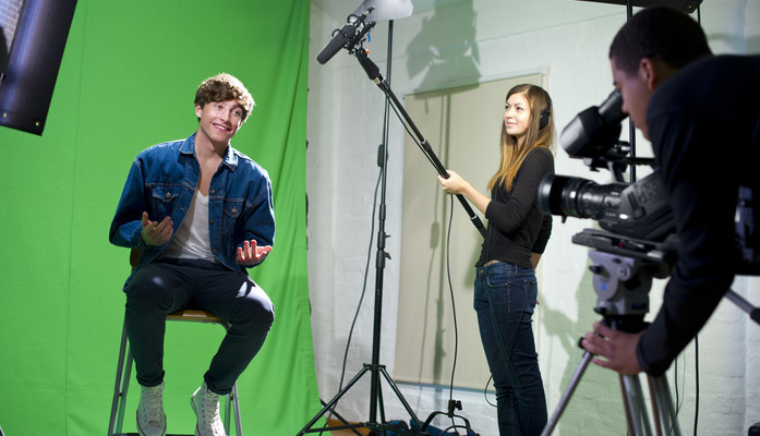 Skdespelare (mn i ldern 30-50) skes till musikvideoinspelning fr knd svensk artist