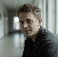 Vi söker en man i spelåldern 20–30 år till rollen som Johan i en film för Socialstyrelsen