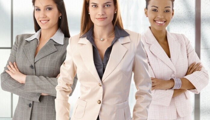 Sker kvinner (40-60 r) til korte reklamesnutter og modellbilder i Oslo