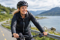 Dame 35 - 50 år på sykkel 