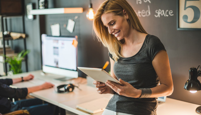 Statist fr situationsbilder i kontorsmilj