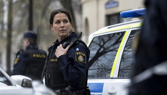 Statist polis kvinna 25-55 år Stockholm  Inspelning 28 okt – Sök nu