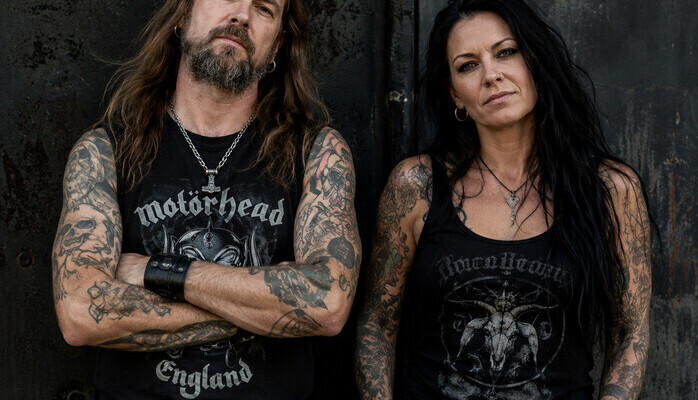 Avancerad statist med metalrock-look sökes!